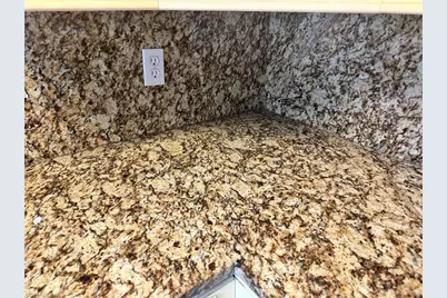 1709 Park Meadows Dr #4, Fort Myers, FL 33907 - Photo 5