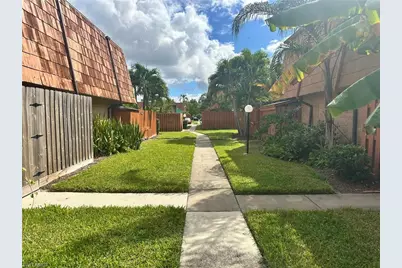 1709 Park Meadows Dr #4, Fort Myers, FL 33907 - Photo 19