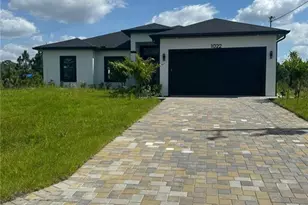 1022 Candlelight Dr, Lehigh Acres, FL 33974 - Photo 3