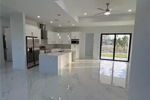 1022 Candlelight Dr, Lehigh Acres, FL 33974 - Photo 15