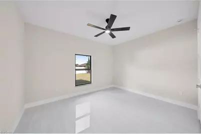 205 NE 9th Pl, Cape Coral, FL 33909 - Photo 19