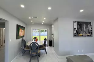 5214 Sunnybrook Ct, Cape Coral, FL 33904 - Photo 3