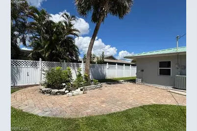 5214 Sunnybrook Ct, Cape Coral, FL 33904 - Photo 13