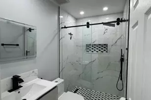 5214 Sunnybrook Ct, Cape Coral, FL 33904 - Photo 7