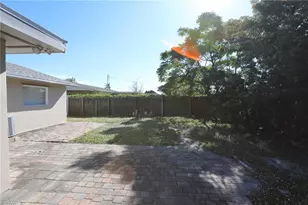 907 Laredo Ave, Lehigh Acres, FL 33936 - Photo 3