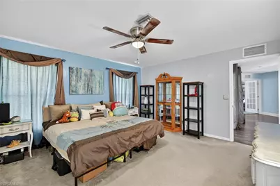 4420 NE 15th Pl, Cape Coral, FL 33909 - Photo 17