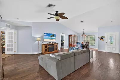 4420 NE 15th Pl, Cape Coral, FL 33909 - Photo 5