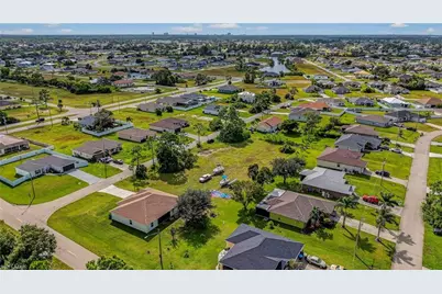 4420 NE 15th Pl, Cape Coral, FL 33909 - Photo 35