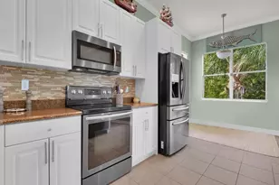 7241 Bergamo Way, Fort Myers, FL 33966 - Photo 5