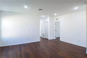 3309 Armstrong Ct, Fort Myers, FL 33916 - Photo 5