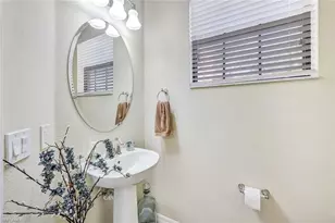 8121 Summerfield St, Fort Myers, FL 33919 - Photo 17