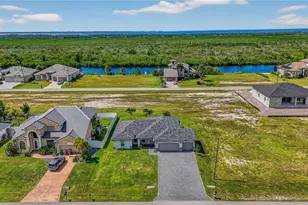 2716 NW 45th Pl, Cape Coral, FL 33993 - Photo 27