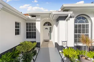 6785 Berwick Pl, Naples, FL 34104 - Photo 5