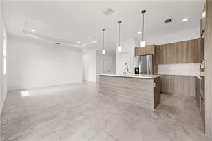 5017 W Hummingbird Dr, Labelle, FL 33935 - Photo 9