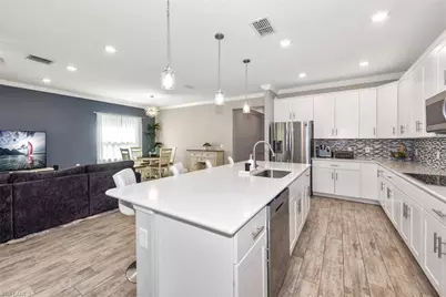 8753 Cascade Price Cir, North Fort Myers, FL 33917 - Photo 11