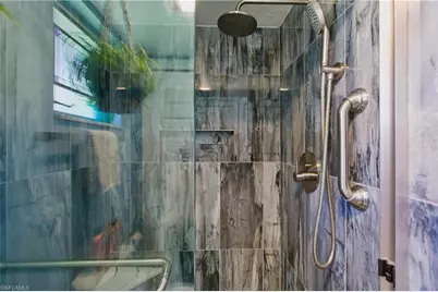 5205 York Ct, Cape Coral, FL 33904 - Photo 23