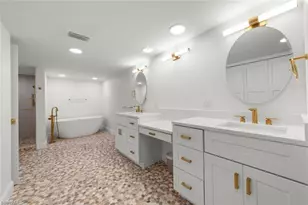 3145 W Gulf Dr, Sanibel, FL 33957 - Photo 27