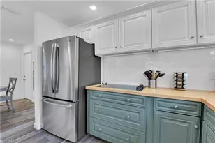 851 98th Ave N, Naples, FL 34108 - Photo 7