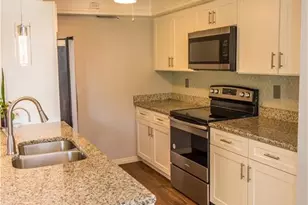 234 NE 10th Pl, Cape Coral, FL 33909 - Photo 13