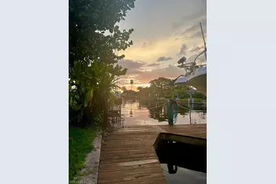 2305 SE 16th St, Cape Coral, FL 33990 - Photo 1