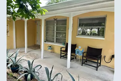 2305 SE 16th St, Cape Coral, FL 33990 - Photo 3