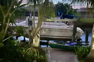 2305 SE 16th St, Cape Coral, FL 33990 - Photo 23