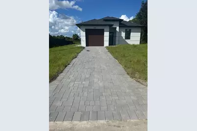849 Wolverine St E, Lehigh Acres, FL 33974 - Photo 3
