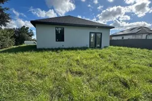 849 Wolverine St E, Lehigh Acres, FL 33974 - Photo 7