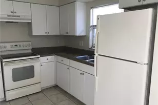 604 Hancock Bridge Pkwy, Cape Coral, FL 33990 - Photo 5