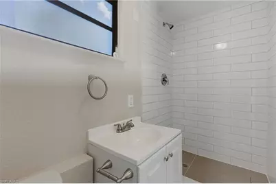 728 Tower Dr, Cape Coral, FL 33904 - Photo 23