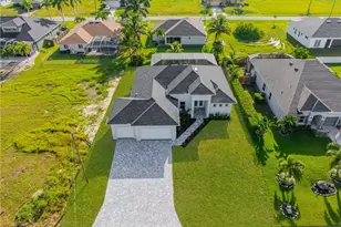 821 NW 37th Pl, Cape Coral, FL 33993 - Photo 3