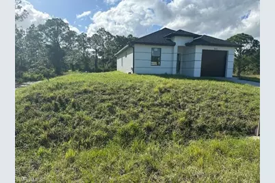 810 Downer Ave S, Lehigh Acres, FL 33974 - Photo 3