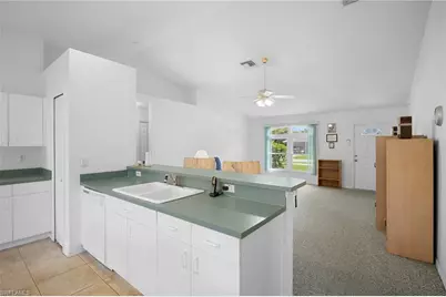 2932 Holly Rd, Fort Myers, FL 33901 - Photo 11