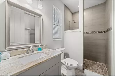 528 SE 14th Ter, Cape Coral, FL 33990 - Photo 25