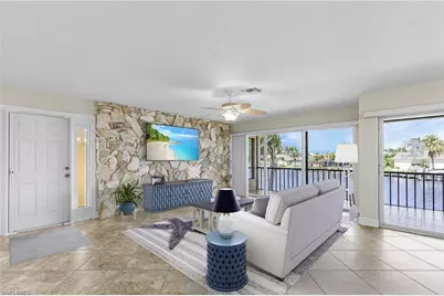 1911 SE 40th Ter #201, Cape Coral, FL 33904 - Photo 13