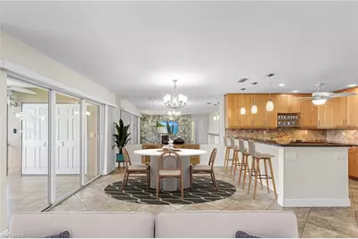 1911 SE 40th Ter #201, Cape Coral, FL 33904 - Photo 7