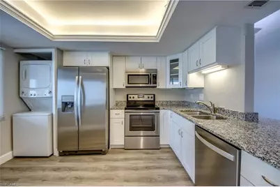 2526 SE 16th Pl #108, Cape Coral, FL 33904 - Photo 9