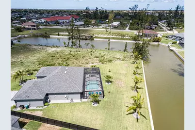 1833 SW 11th Ter, Cape Coral, FL 33991 - Photo 37