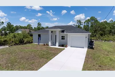 752 Cardinal St E, Lehigh Acres, FL 33974 - Photo 5