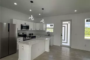 752 Cardinal St E, Lehigh Acres, FL 33974 - Photo 7