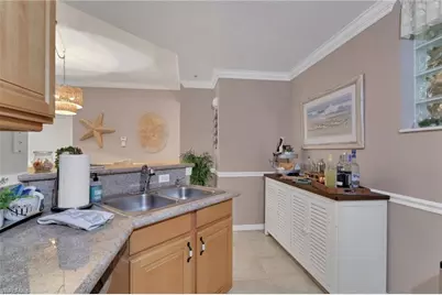 12515 McGregor Blvd #108, Fort Myers, FL 33919 - Photo 7