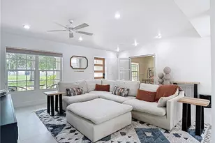 1325 Caloosa Vista Rd, Fort Myers, FL 33901 - Photo 5