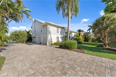 1558 Sand Castle Rd, Sanibel, FL 33957 - Photo 9
