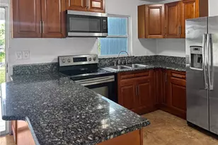 131 Schneider Dr, Fort Myers, FL 33905 - Photo 3