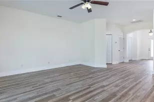 2549 Verdmont Ct, Cape Coral, FL 33991 - Photo 11