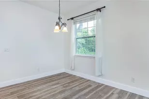 2549 Verdmont Ct, Cape Coral, FL 33991 - Photo 13