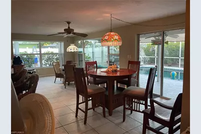 6335 Hofstra Ct W, Fort Myers, FL 33919 - Photo 7