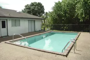 620 Robert Ave, Lehigh Acres, FL 33936 - Photo 7