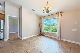 4302 SW 19th Ave, Cape Coral, FL 33914 - Photo 7