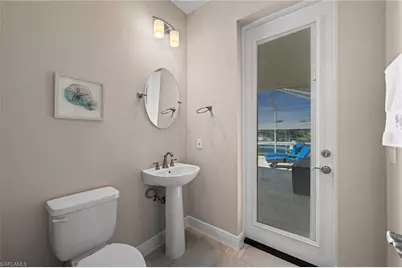 211 SE 37th Ln, Cape Coral, FL 33904 - Photo 29